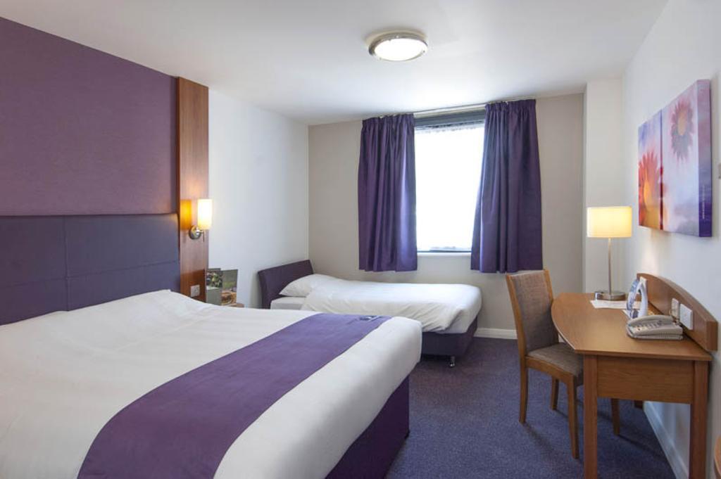 Premier Inn Birmingham City - Waterloo St Экстерьер фото