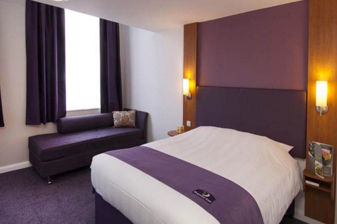 Premier Inn Birmingham City - Waterloo St Экстерьер фото
