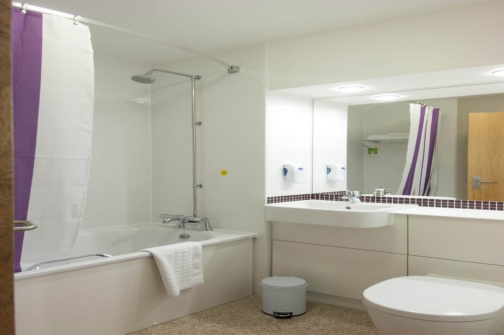 Premier Inn Birmingham City - Waterloo St Экстерьер фото